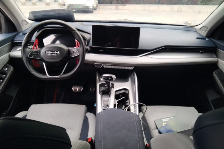 Used Geely Auto Preface 2021 2.0TD Luxury Version Center Console