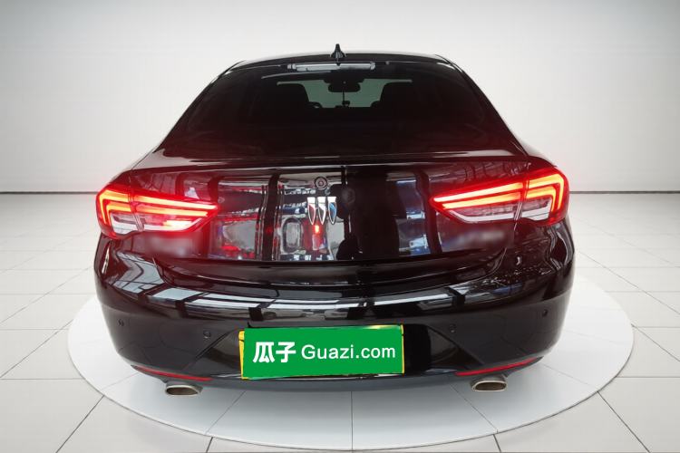 Used Buick Regal 2024 28T Luxury Edition Rear