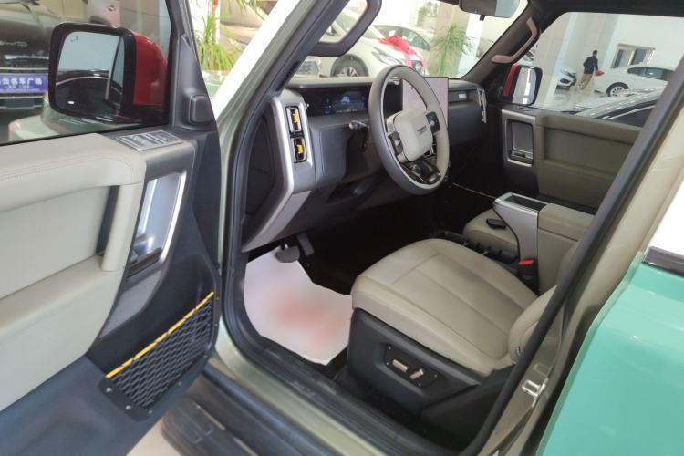 Used iCAR V23 2025 501 Four-Wheel Drive Advanced Version