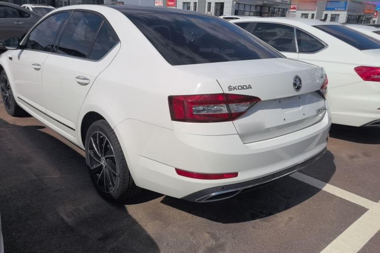 Used Skoda Octavia 2018 TSI280 DSG Luxury Edition