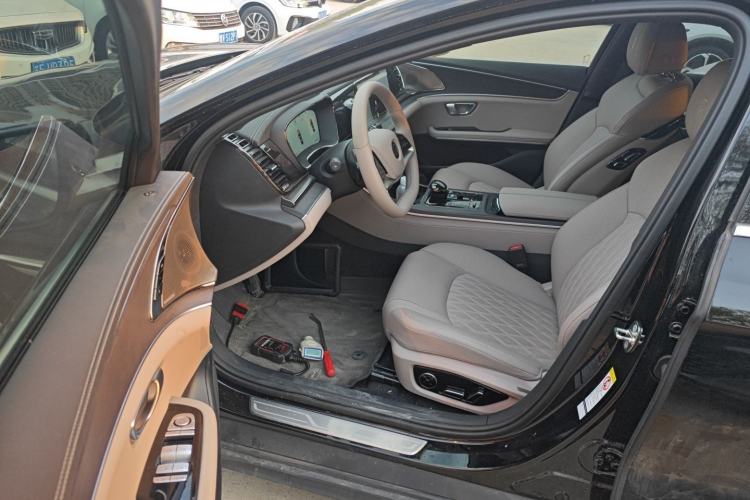 Used BYD Han 2025 DM-i Intelligent Driving Edition 125KM LiDAR Flagship Model
