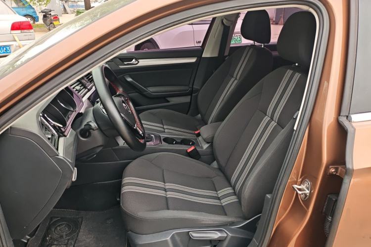 Used Volkswagen Lamando 2017 230TSI DSG Fashion Edition
