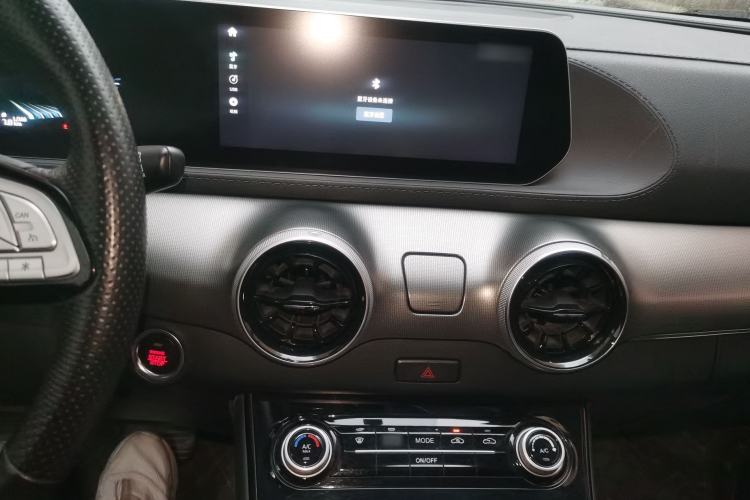 Used FORTHING T5 EVO 2021 1.5TD DCT Platinum Edition
