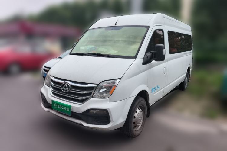 Used SAIC MAXUS Xintu V80 2018 2.5T 6-Speed Manual Aowentong Long-Wheelbase Mid-Roof 7/10-Seater