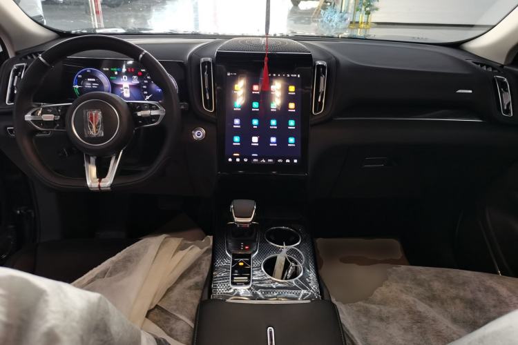 Used Hongqi HS3 PHEV 2025 Model 117km Jingwei Edition Center Console