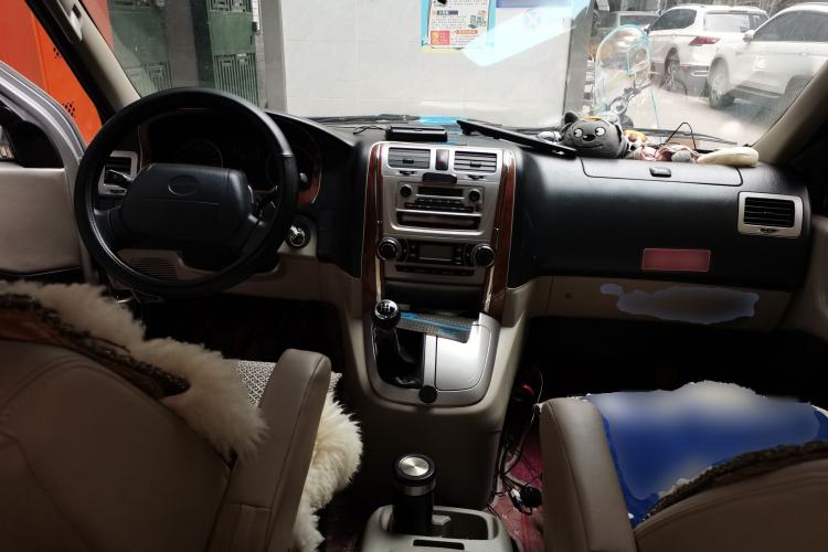 Used Jinbei Grace 2016 2.0L Classic Edition Standard Model Short Wheelbase 7 Seats