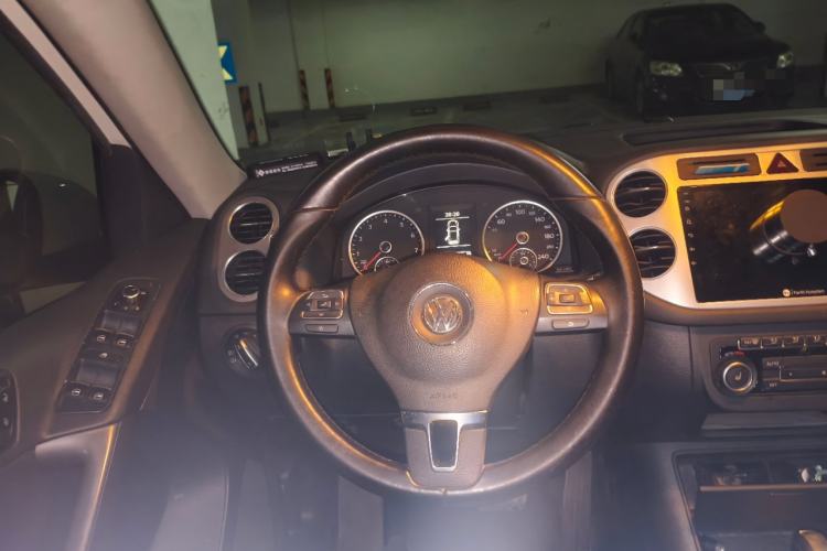 Used Volkswagen Tiguan 2012 1.8TSI Automatic All-Wheel Drive Elite Edition Steering Wheel