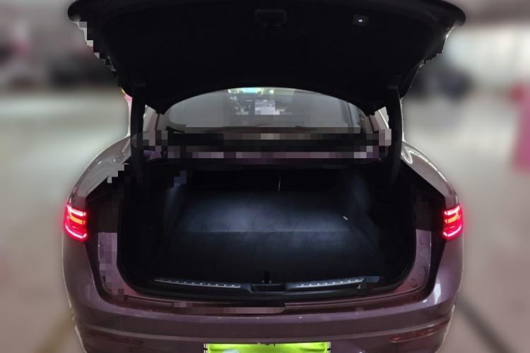 Used Hima Luxeed S7 2025 705 km Pro
