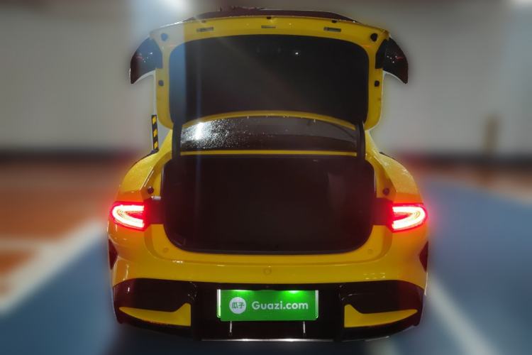 Used Xiaomi Auto SU7 Ultra 2025 Ultra Model Trunk