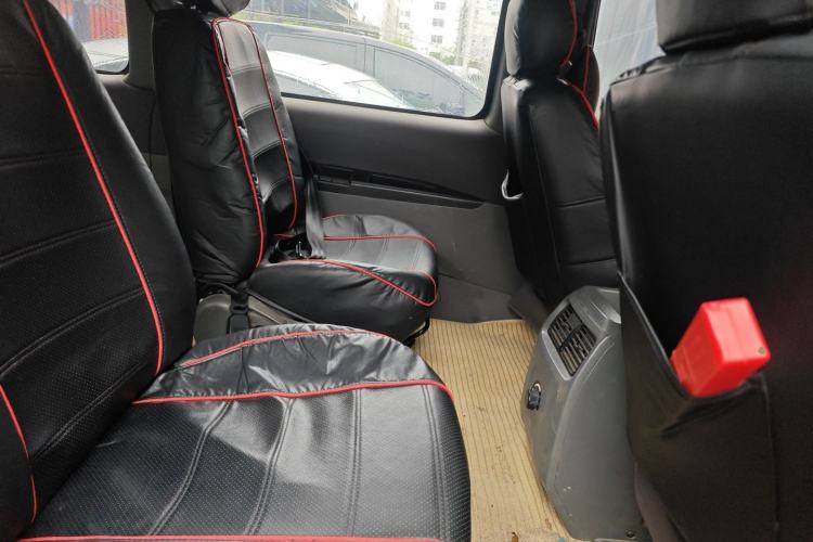 Used FORTHING Lingzhi 2013 M3 1.6L 7-Seater Luxury Model