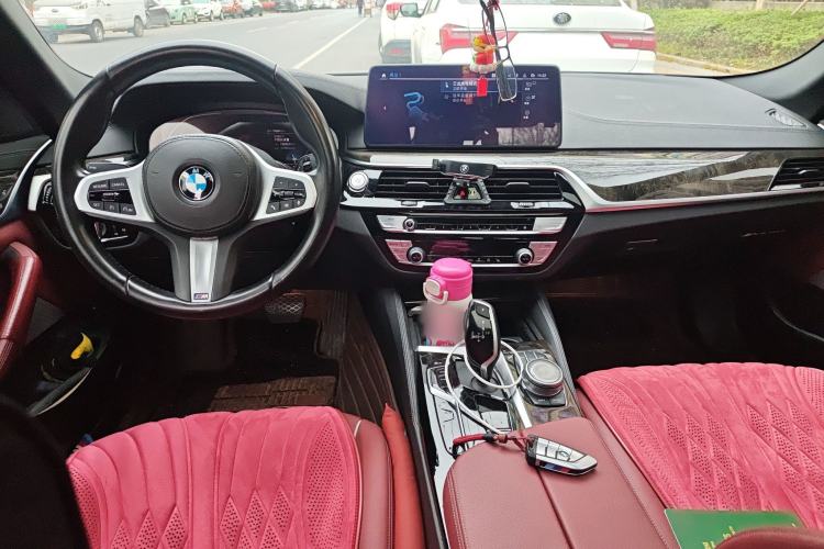 Used BMW 5 Series New Energy 2021 Restyled 535Le M Sport Package Center Console