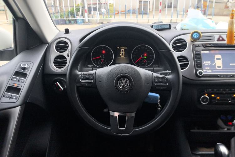 Used Volkswagen Tiguan 2012 1.8TSI Automatic Two-Wheel Drive Elite Edition Steering Wheel
