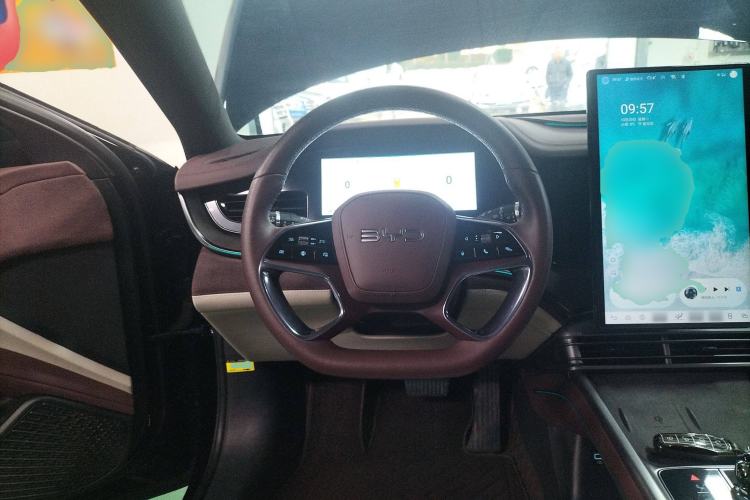 Used BYD Seal 2023 DM-i 1.5L 121km Prestige Model
