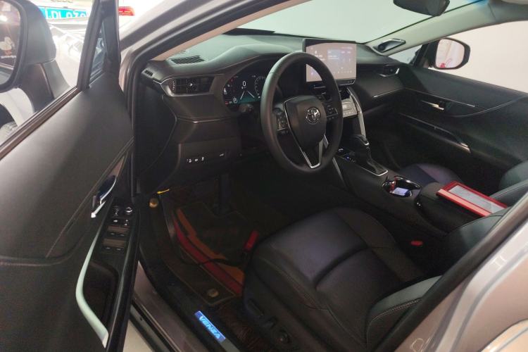 Used Toyota Venza 2023 2.0L CVT Two-Wheel Drive Prestige Version