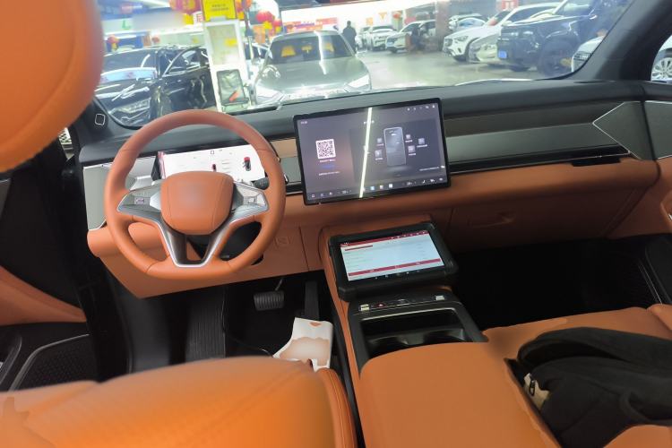 Used BYD Tang L 2025 DM 215KM LiDAR Flagship Model
