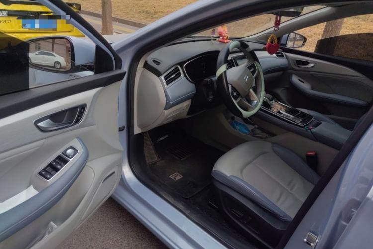 Used Rising ER6 2020 620 km Smart Edition
