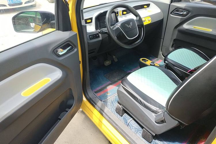 Used Wuling Hongguang MINIEV 2021 Macaron Premium Model – Lithium Iron Phosphate
