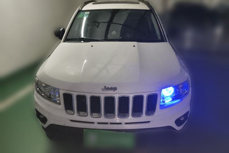 Used Jeep Compass 2013 2.0L two-wheel drive sport version