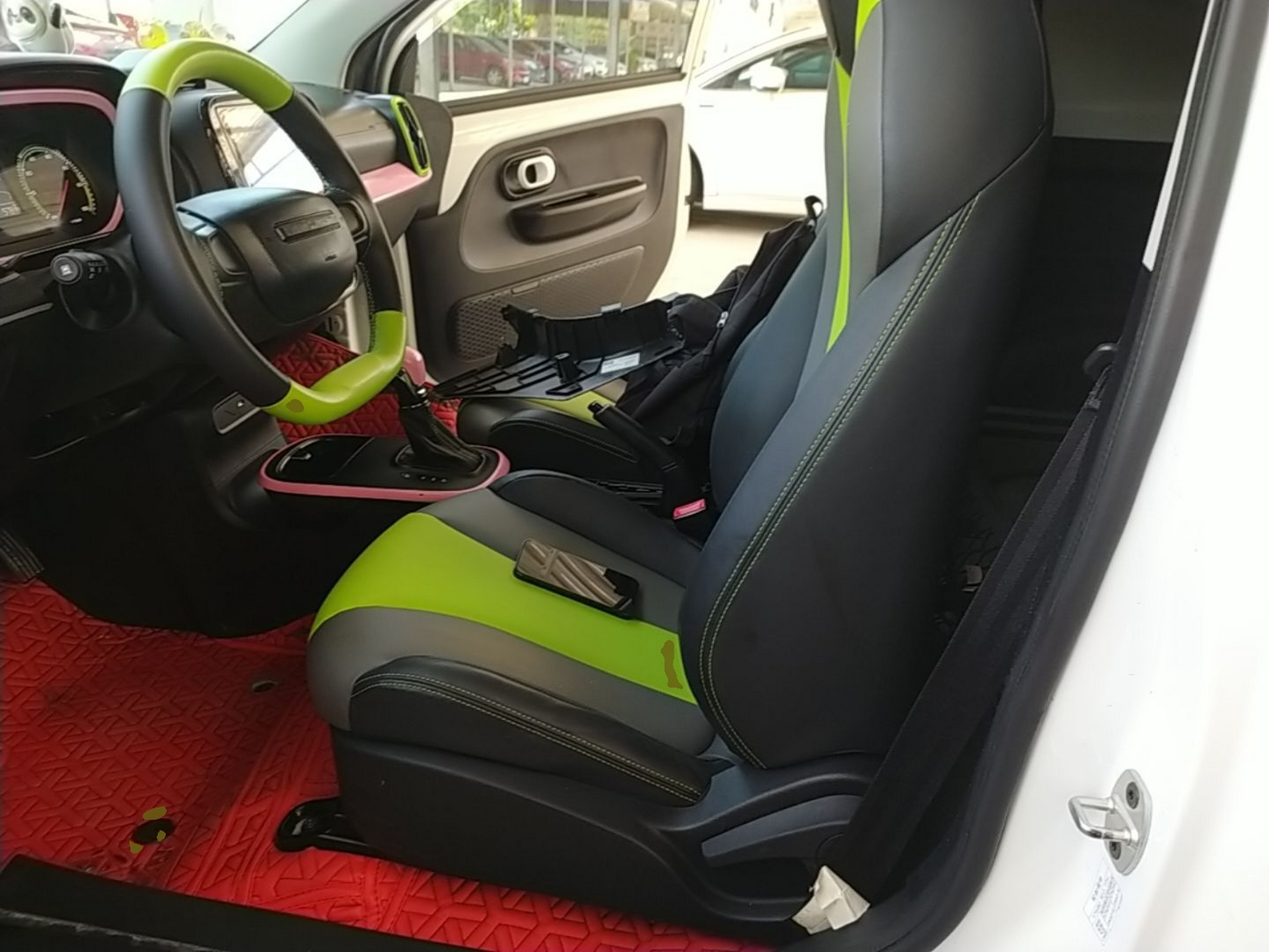 Interior delantero
