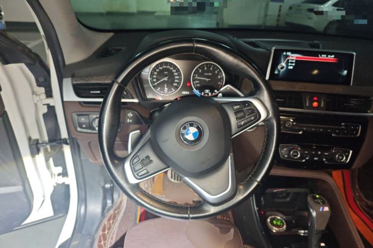 Used BMW X1 2016 xDrive25Li Luxury Model Steering Wheel