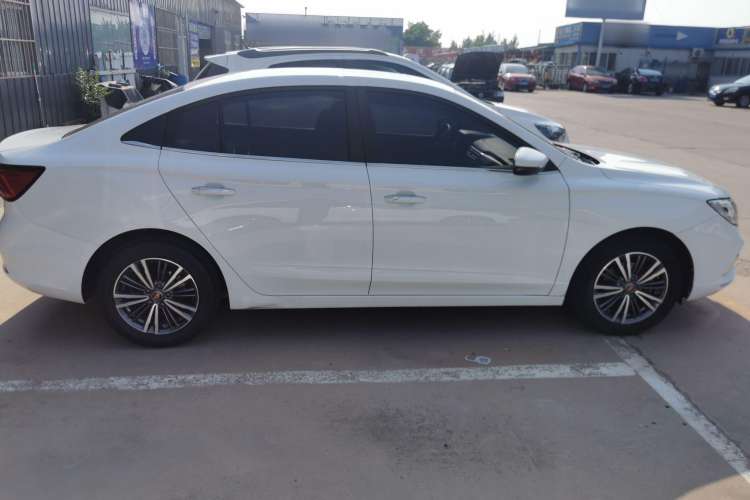 Used Roewe i5 2019 1.5L Manual 4G Connect Leehao Flagship Edition