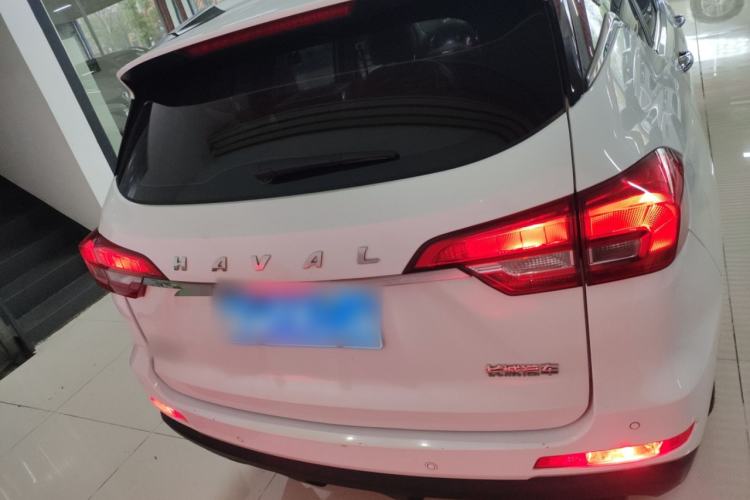 Used Haval M6 2019 1.5T DCT Two-Wheel Drive Elite Version China V Standard Rear