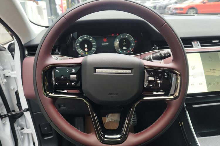 Used Land Rover Range Evoque 2026 Model Range Rover Velar L SE
