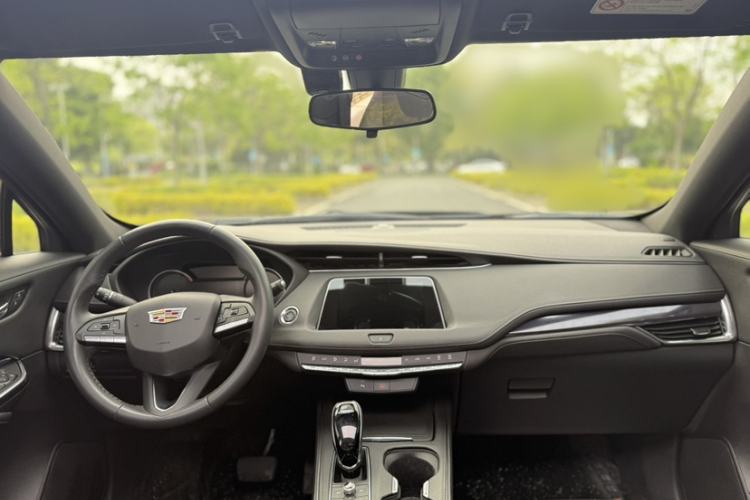 Used Cadillac XT4 2022 28T Two-Wheel Drive Fashion Edition Interior 3