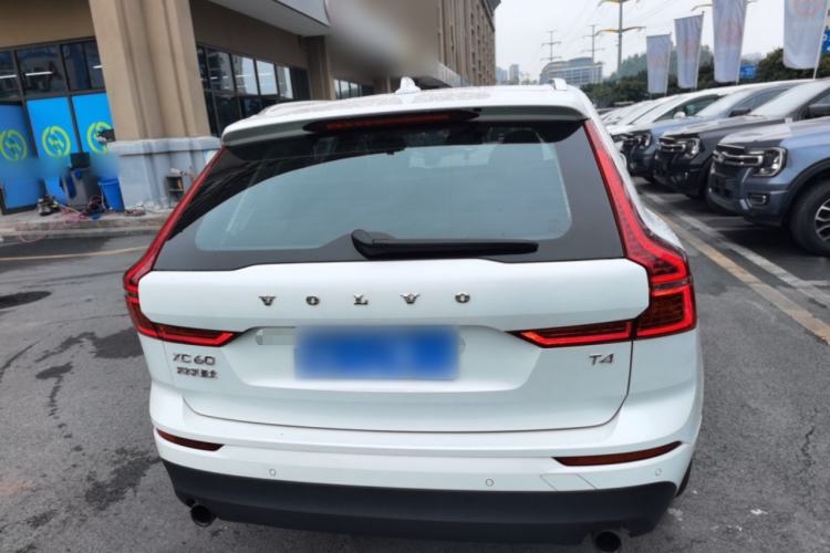 Used Volvo XC60 2019 T4 Zhiyi Edition China V Standard
