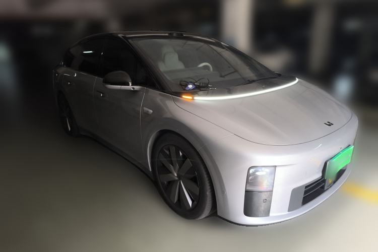 Used Li Auto i6 2025 Model Four-Wheel-Drive Standard Type