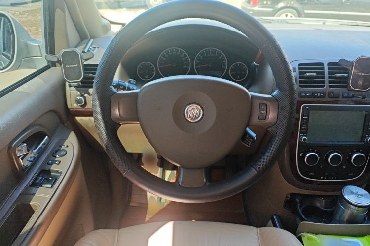 Used Buick GL8 2014 2.4L Classic Edition
