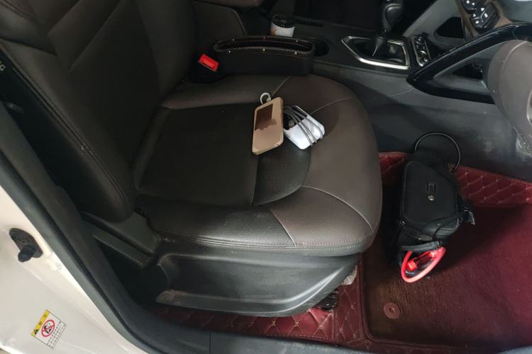 Used GAC Trumpchi GS4 2017 235T Manual Two-Wheel Drive Luxury Edition
