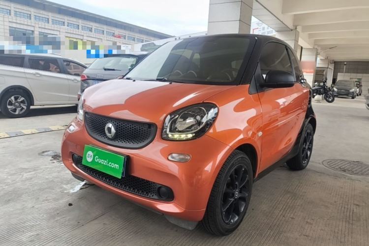 Used smart fortwo 2015 1.0L 52 kW hardtop Dynamic version