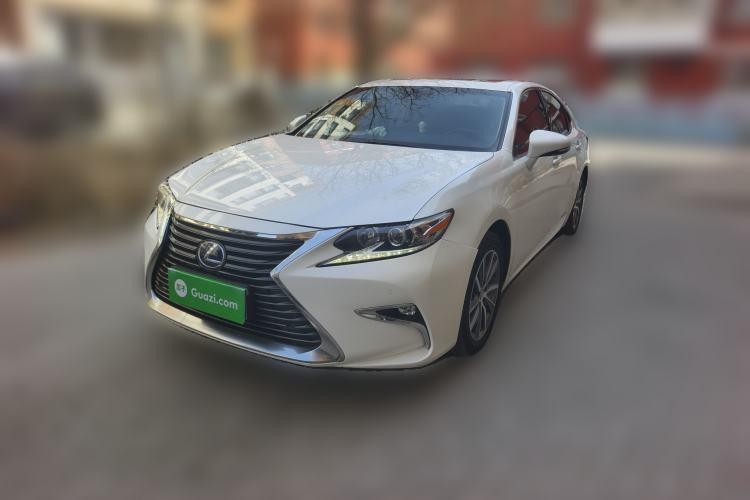 Used Lexus ES 2015 300h Comfort Edition