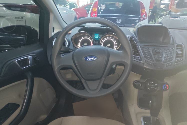 Used Ford Fiesta 2013 Sedan 1.5L Automatic Fashion Edition