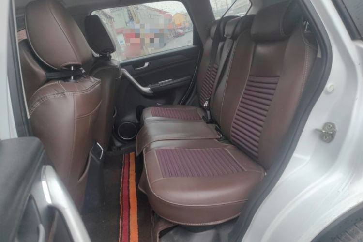 Used Haval H6 2017 Red-Label Sport Edition 1.5T Manual Two-Wheel Drive Elite Model Left Rear Seat