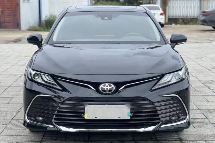 Used Toyota Camry 2023 2.0G Luxury Edition
