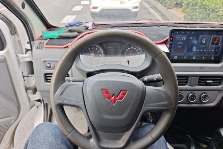 Used Wuling Yangguang 2024 300km Range Practical Window-Sealed Version 60kW
