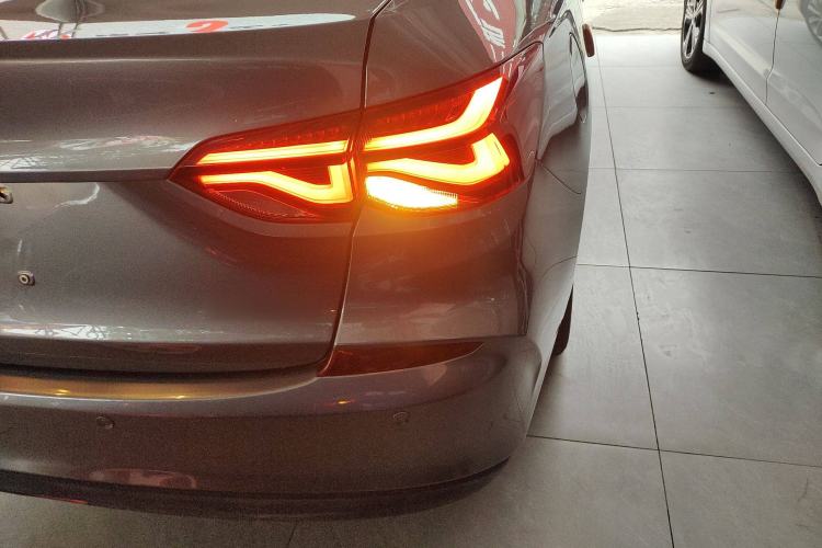 Used Chevrolet Monza 2020 320 Automatic Enjoyment Edition
