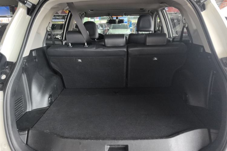 Used Toyota RAV4 2019 2.0L CVT Two-Wheel Drive ZhiShang Version China VI Standard
