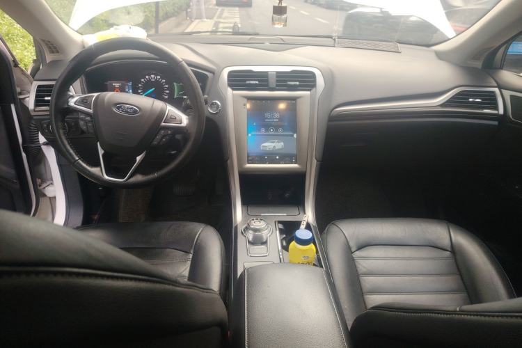 Used Ford Mondeo New Energy 2018 2.0 PHEV ZhiShang Trim Center Console