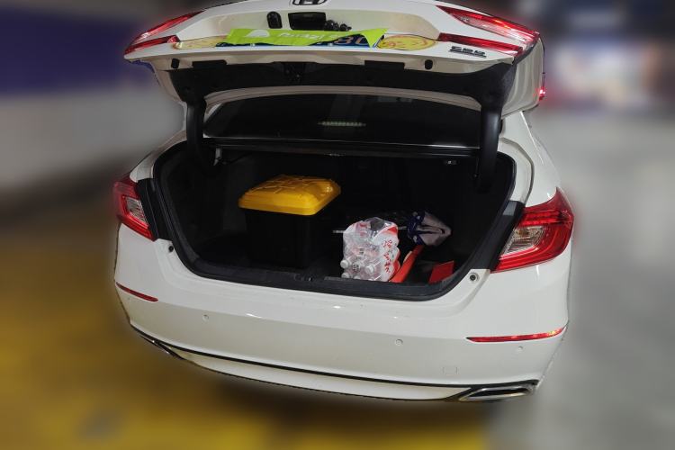 Used Honda Accord 2018 260TURBO Luxury Edition China VI Trunk