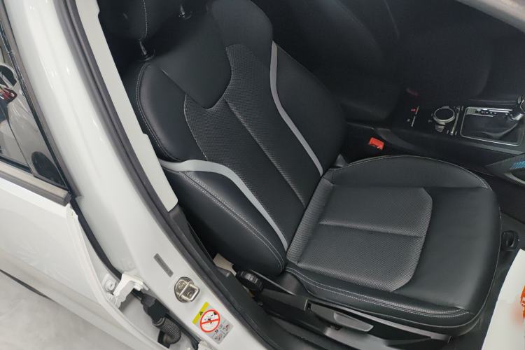 Used Audi Q2L e-tron 2019 Q2L e-tron Pure Electric Smart Enjoyment Model Right Front Seat