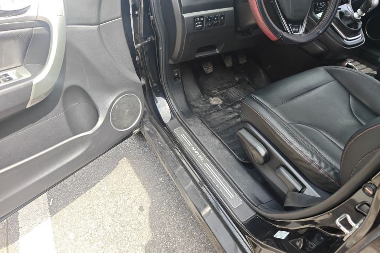 Used Haval H6 2015 Upgraded Model 1.5T Manual Two-Wheel Drive Elite Version