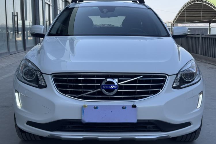 Used Volvo XC60 2016 T5 Smart Upgrade Model Exterior 4