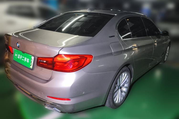 Used BMW 5 Series New Energy 2019 530Le Pioneer Edition Rear Right 45 Deg