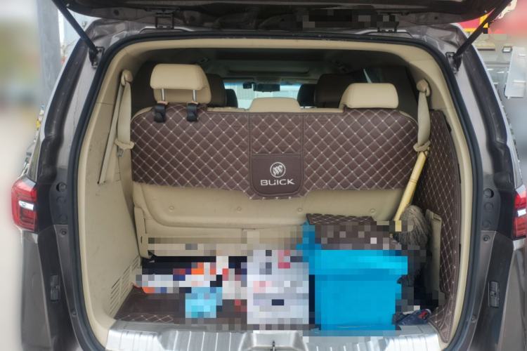 Used Buick GL8 2022 Land Business Class 652T Luxury Model Trunk