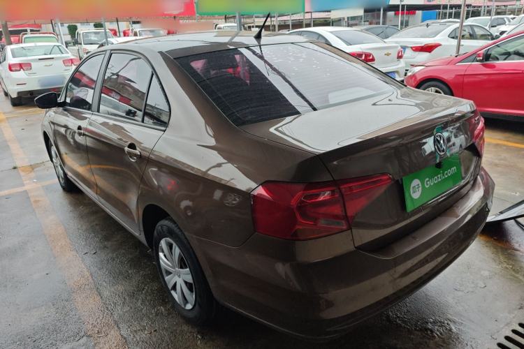 Used Volkswagen Jetta 2017 1.4L Manual Fashion Edition
