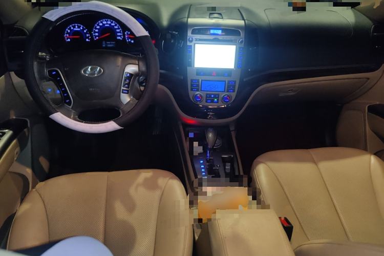 Used Hyundai Santa Fe Classic 2012 2.4 Comfort Edition 7-Seater Four-Wheel Drive