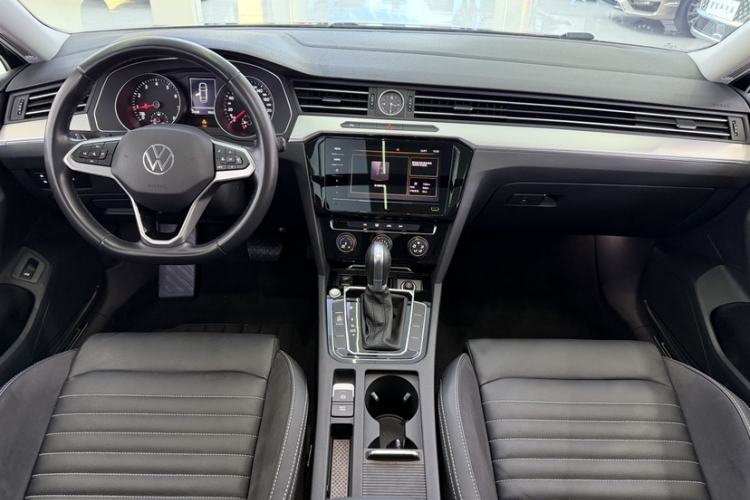 Used Volkswagen Magotan 2020 280TSI DSG Comfort Edition Interior 1